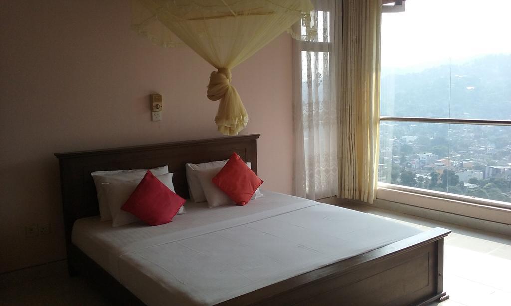 Kandy View Garden Hotel 외부 사진
