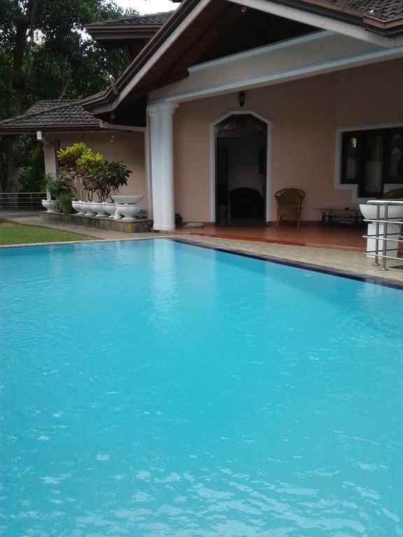 Kandy View Garden Hotel 외부 사진