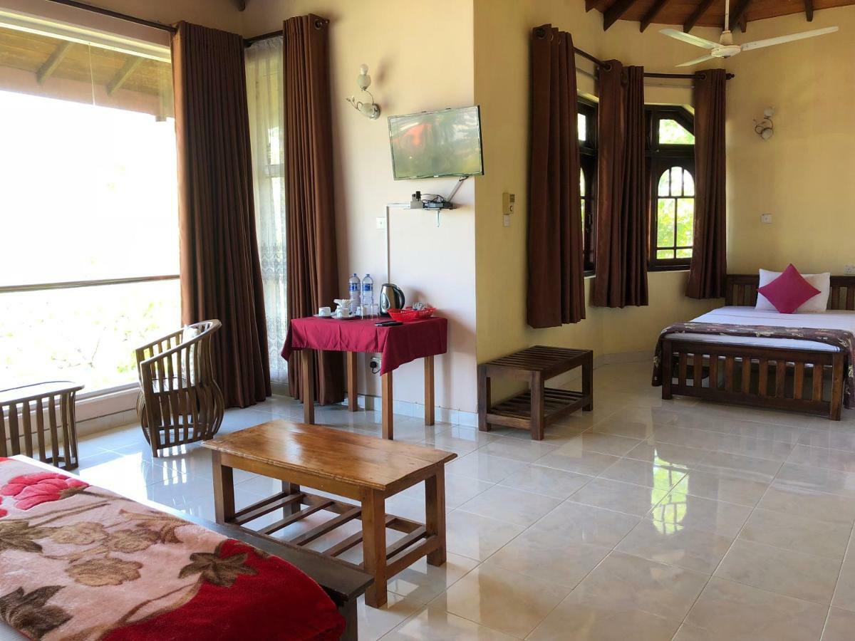 Kandy View Garden Hotel 외부 사진